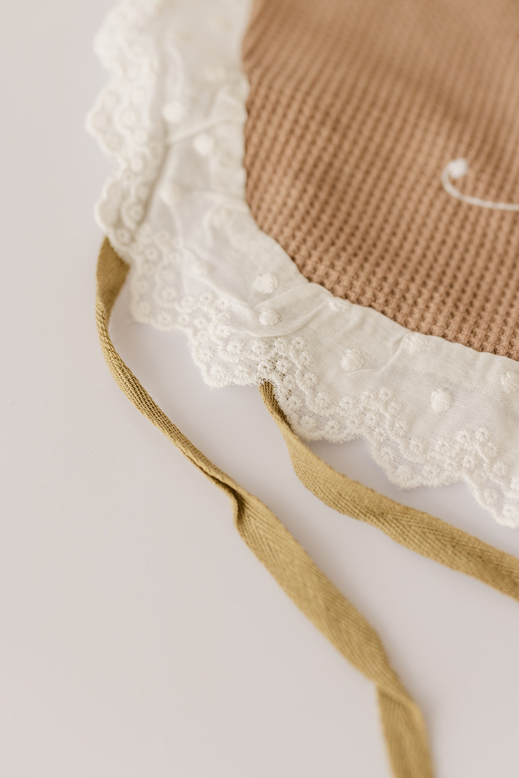 Borduren | Slabbetje Kamilla